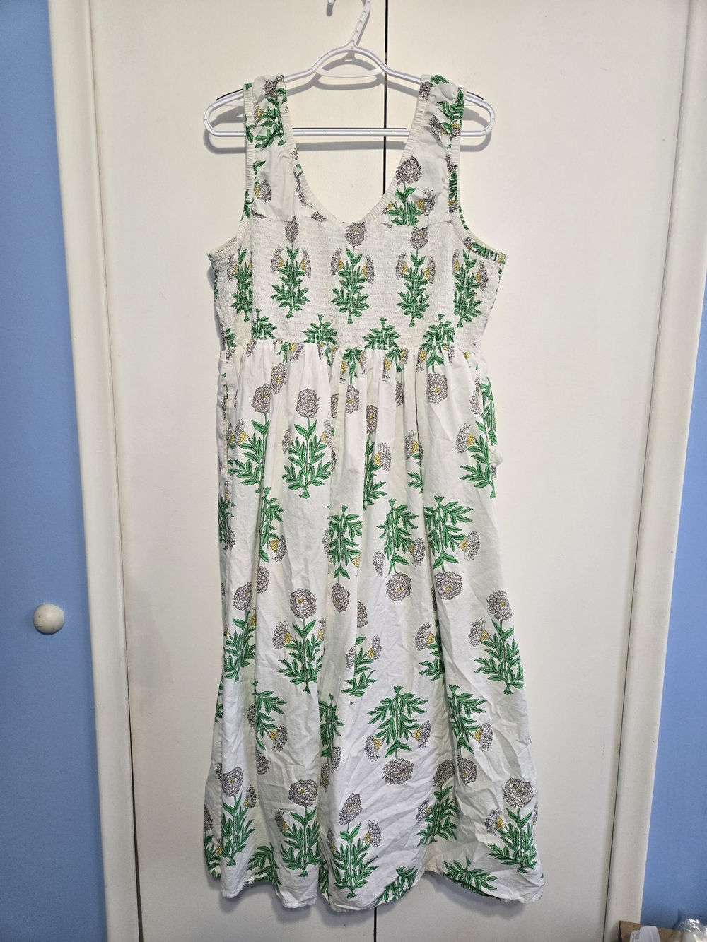 Lane Bryant Floral Smocked Maxi Dress 18/20 White Green Cotton Summer Plus Size - Picture 5 of 6